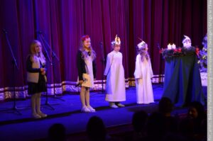 Dzieci zaśpiewają kolędy w Teatrze Mickiewicza. Organizatorzy zapraszają także chóry z Zaolzia