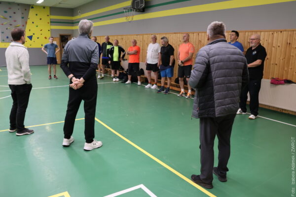 Turniej w tenisie stołowym „Beskidu Śląskiego” przyciągnął zawodników z całej okolicy