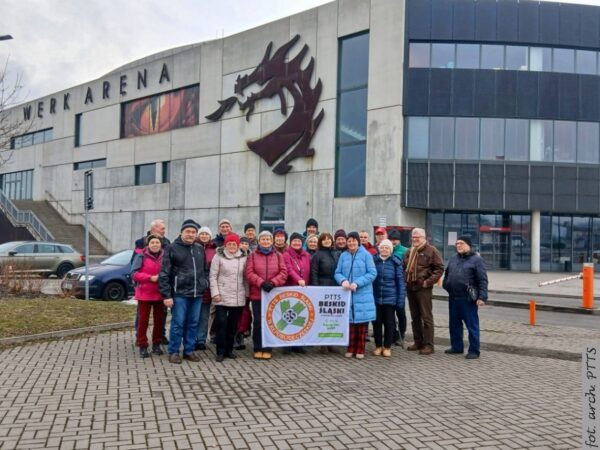 „Beskidziocy” wybrali się na Spacer Śladami hokeja w Trzyńcu