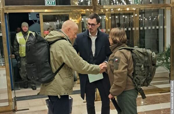 Polak przetrzymywany w wenezuelskim więzieniu uwolniony, wraca do kraju. W operacji pomogły czeskie służby