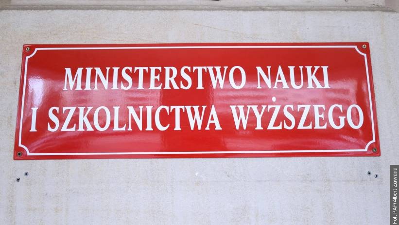 Ministerstwo Nauki i Szkolnictwa Wyższego: darmowy słownik z nowymi zasadami pisowni pod koniec roku