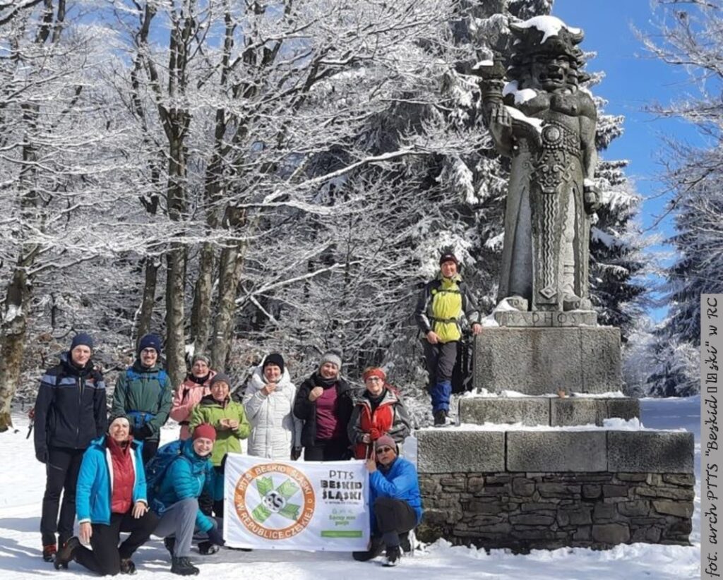 Wędrowali na Pustewny i Radhoszcz. Kolejna udana eskapada „Beskidzioków”, którą można potraktować jako inspirację