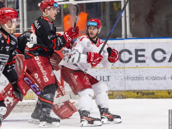 Stalownicy ogrywają Hradec Kralowe i prowadzą w serii! Bardzo dobry mecz i strzelone cztery gole na trudnym terenie