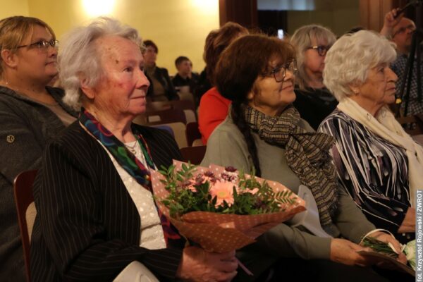 „Wygrywa ten, kto umie słuchać”. Uczniowie zaolziańskich szkół opowiedzieli o historiach lokalnych bohaterów
