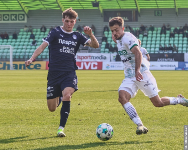 Futbol w regionie. Niemoc Karwiny i Banika trwa