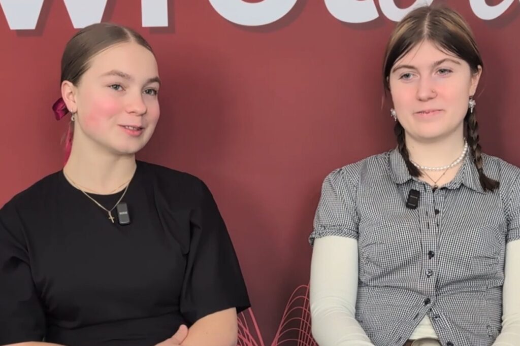 Jak powstaje „Kwiat Morwy”? Anna Böhm i Justyna Navrátil gośćmi „Zwrotowiska”