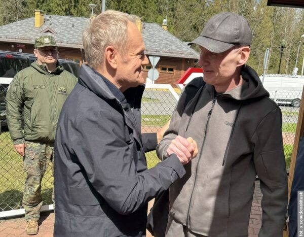 Andrzej Poczobut uwolniony! Jest już w Polsce