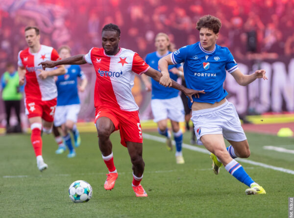 Futbol w regionie. Derby w czwartej i trzeciej lidze, śląsko-praski pojedynek w Chance Lidze