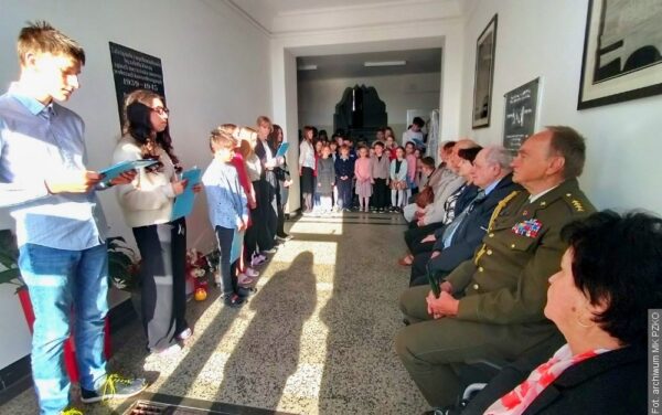 Z POCZTY REDAKCYJNEJ. Uroczystość wspomnieniowa w Lutyni Dolnej