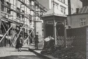 Odtworzyły zdjęcia dawnego Cieszyna. Młode fotografki ruszyły śladami Tadeusza Kopoczka