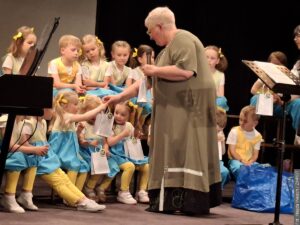 Czterdzieści lat z „Cieszynianką”. Maria Szymanik wychowała pokolenia małych śpiewaków