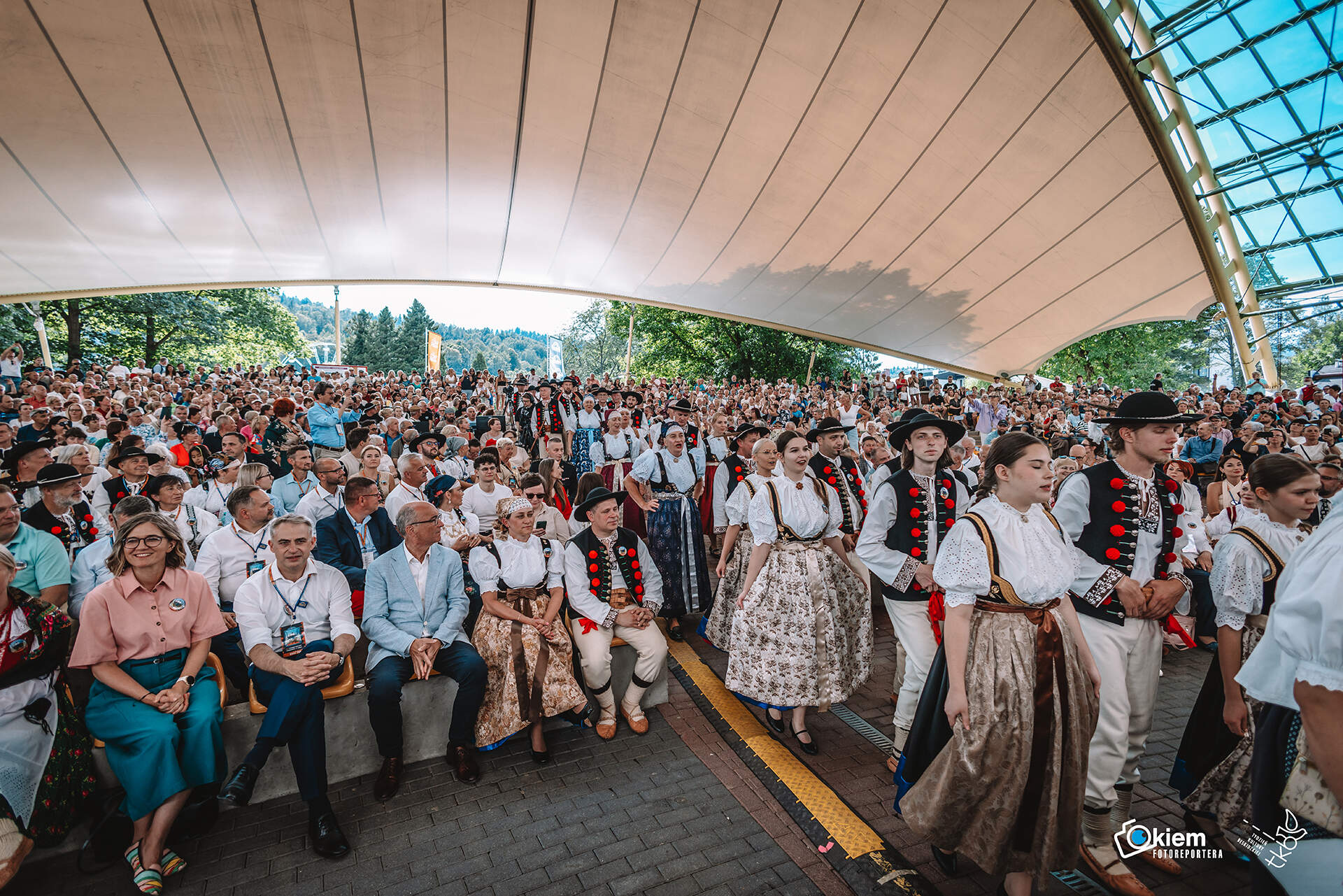 Ruszył Tydzień Kultury Beskidzkiej 2026. Barwny korowód przeszedł przez Wisłę [zdjęcia]