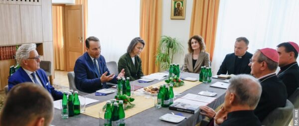 Polski rząd i Kościół chcą zaprosić Leona XIV. Trwają przygotowania do wizyty
