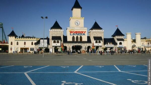 Energylandię odwiedziło już 19 mln osób. Wiosną otworzy nowy rollercoaster